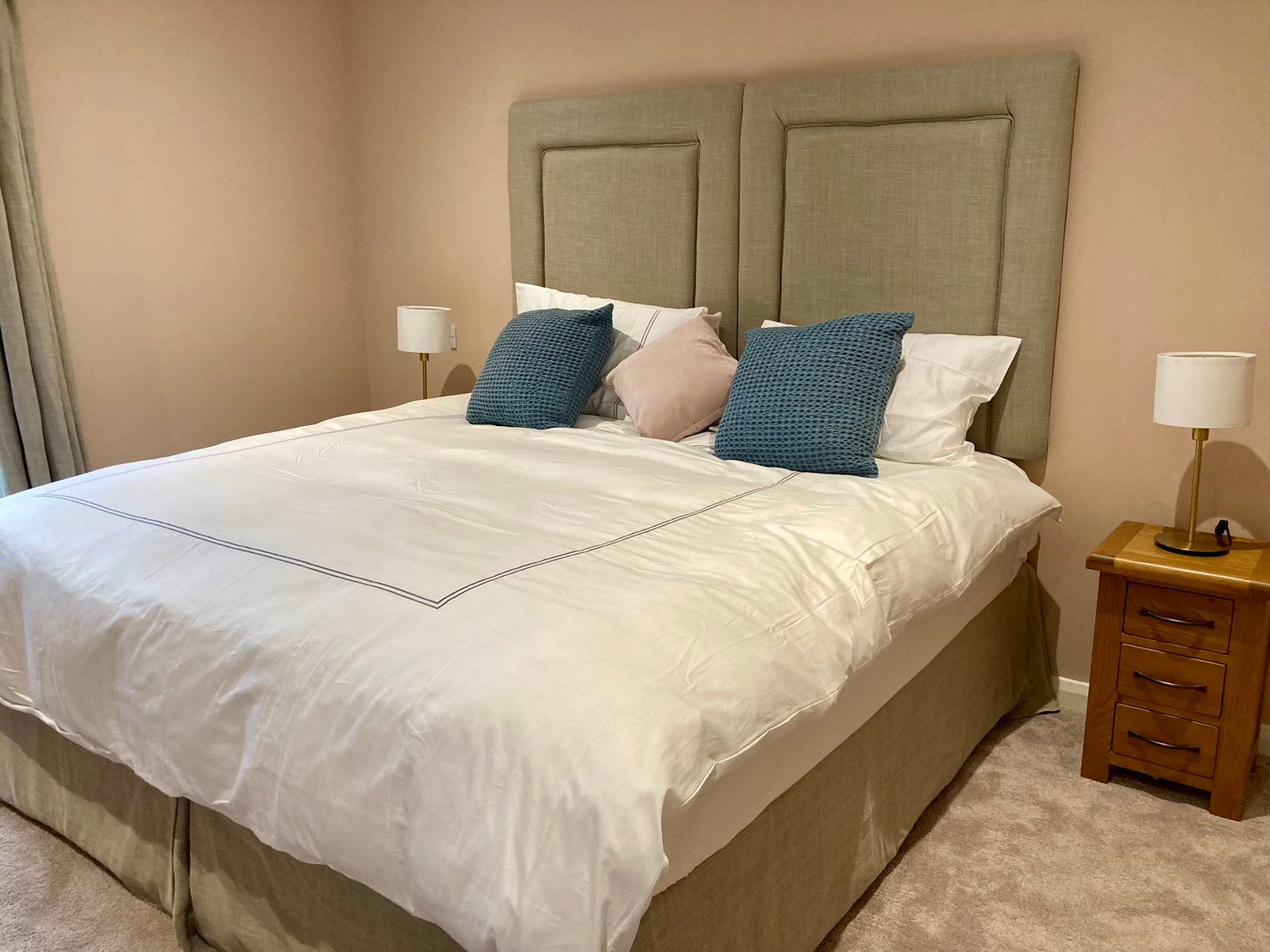 Twilight Oasis (Luxury Room)